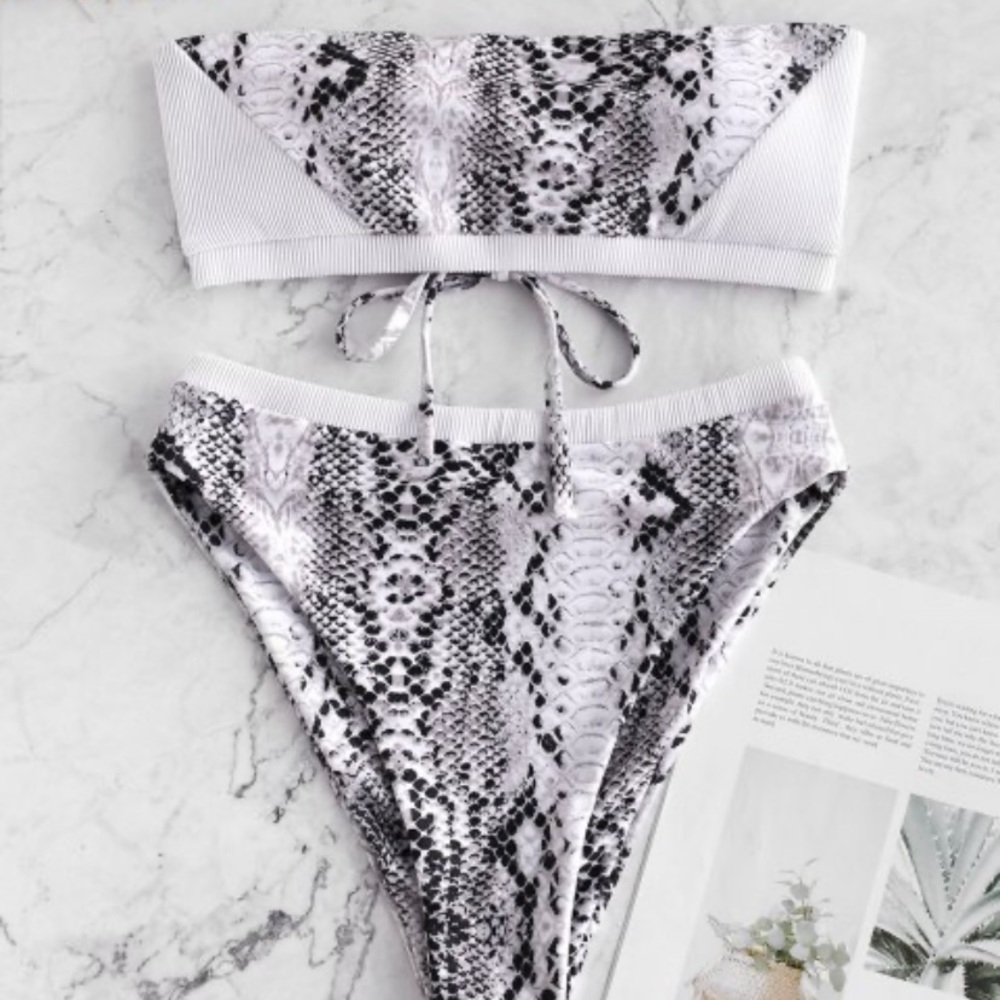 Two piece ribbed snakeskin high leg bikini